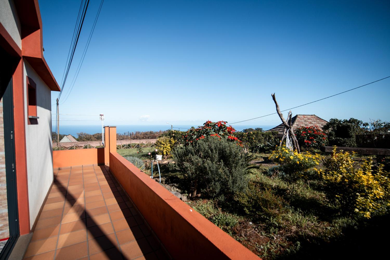 Others 5, Casa da Montanha, Porto Moniz