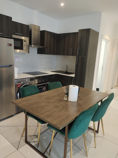 Others 5, AmberCity Apartment at Embassy, Accra