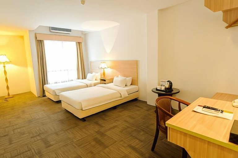 Bedroom 8