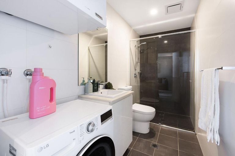 Bathroom 3, Kahlo Alexandria - Stylish 2 bdrm Walk to Train, Sydney
