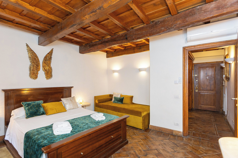 Bedroom 3, TimeRoma Suites, Roma
