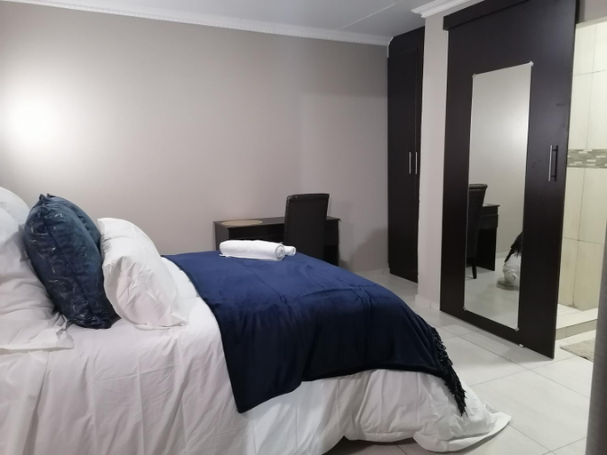 Others 3, Lukhanya Guesthouse, West Rand