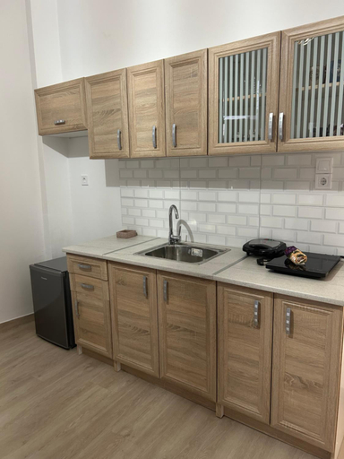 Kitchen 5, Paola’s Apartment Near Athens Airport, Attica