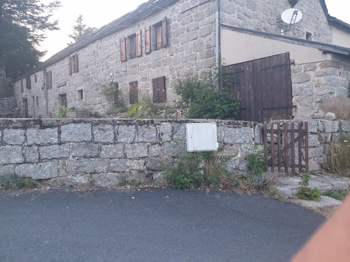 2, Chambres d'hotes ancienne fermette Aubrac, Lozère