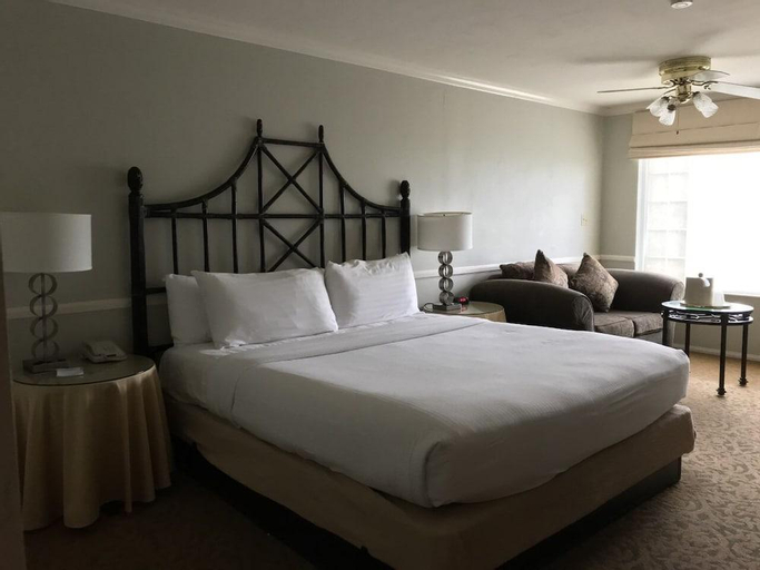 Bedroom 13