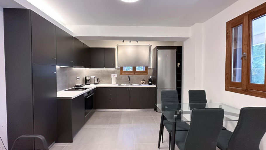 Kitchen 2, Serenity Villa Batsi, South Aegean