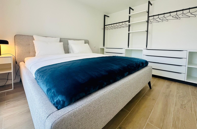 Bedroom 2, Homely Basel Airport, Haut-Rhin