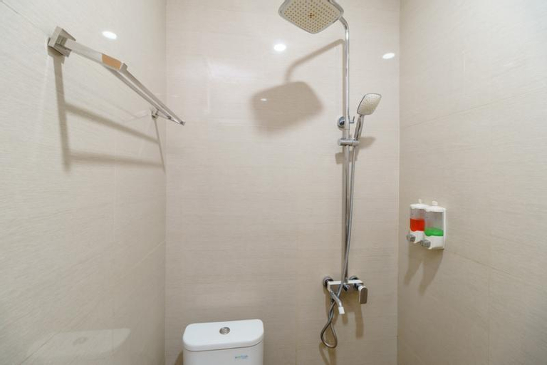 Bathroom 12