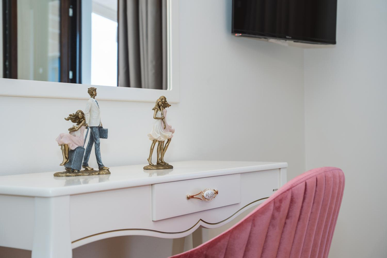 4, Vincenzo Suites, Ionian Islands