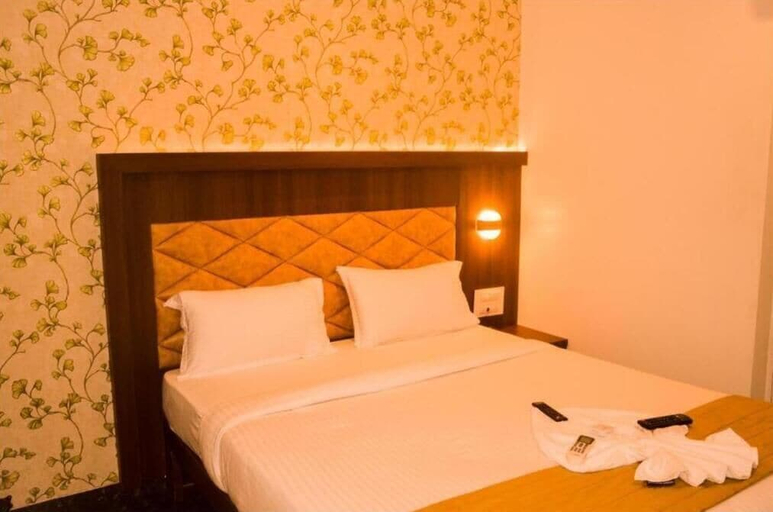 Bedroom 5, Glitz Hotels AR Residency, Thane