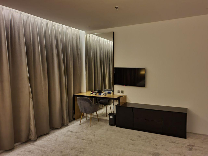 Others 4, Yaz Hotel, Taif