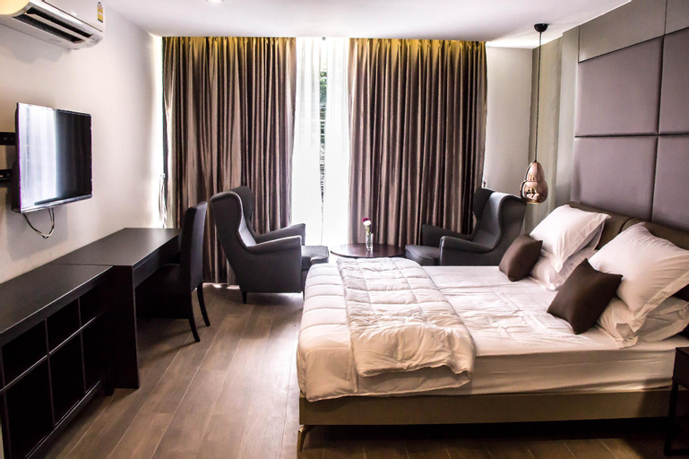 Bedroom 6