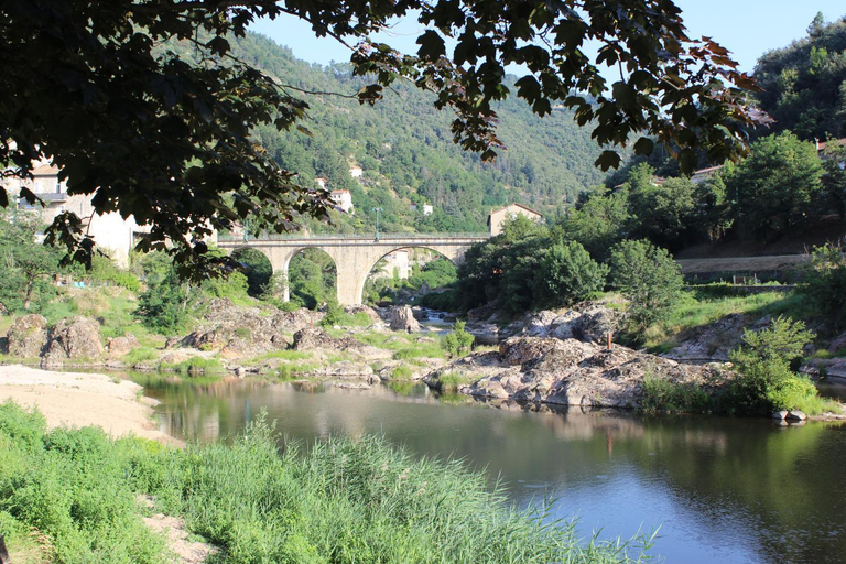 Others 2, La Riveraine et les bicyclettes Chambres d'hotes, Ardèche