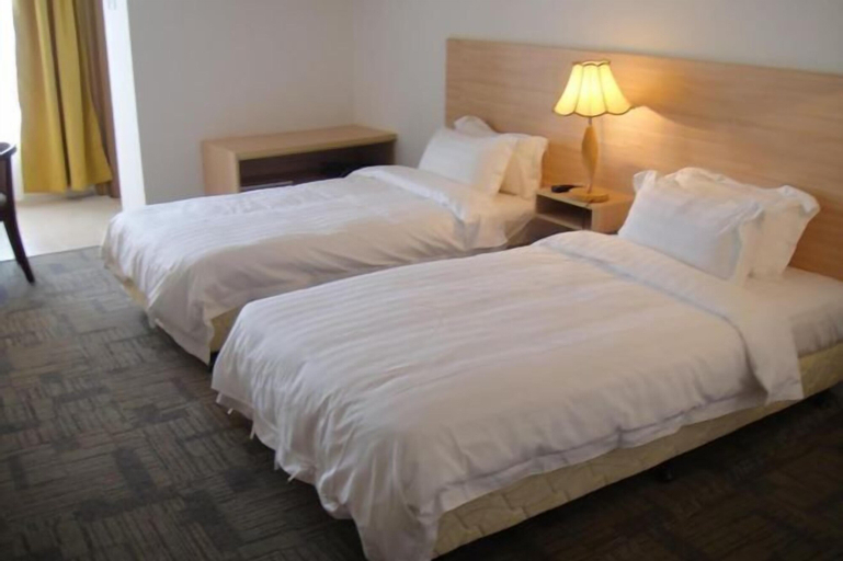 Bedroom 9