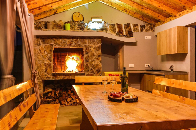 Others 5, Family-friendly Holiday Home With Private Pool, Playground, and BBQ, Kaštela