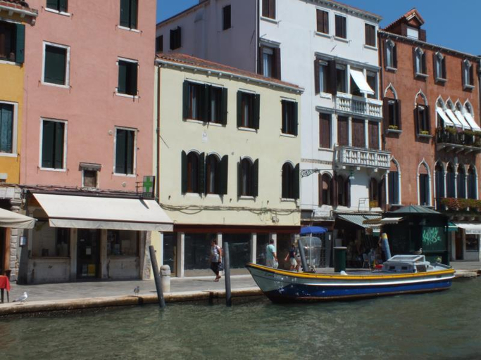 Others 4, Leone Hotel, Venezia