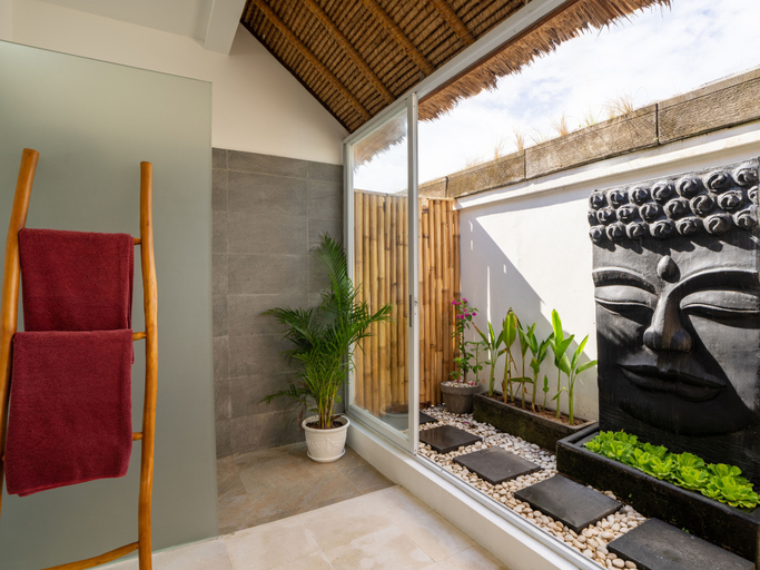 Others 5, Villa Bardo, Badung