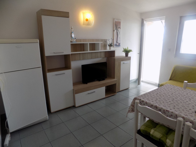 Others 4, Trogir Sunny Apartments With Sea View, Seget