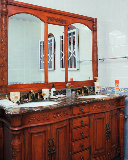 Bathroom 3, Golden Palm Hotel Boutique, Harare