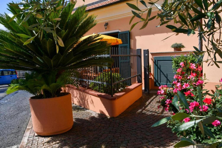Exterior & Views 1, Gli Angeli Agriturismo - Zia Rosa, Savona