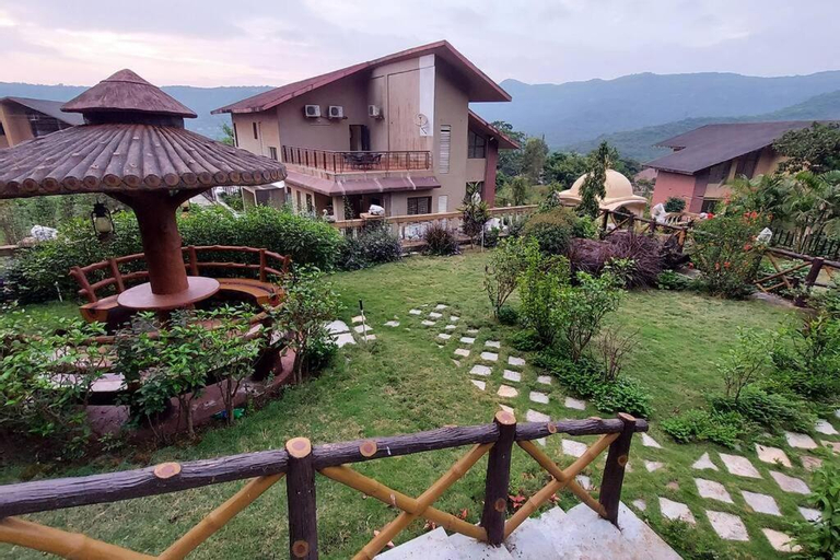 Soul Tree Deluxe Villa 106, Pune