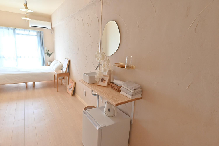 Bathroom 23