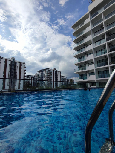 Sport & Beauty 2, Banana Homestay Kuching - P'Residence, Kuching