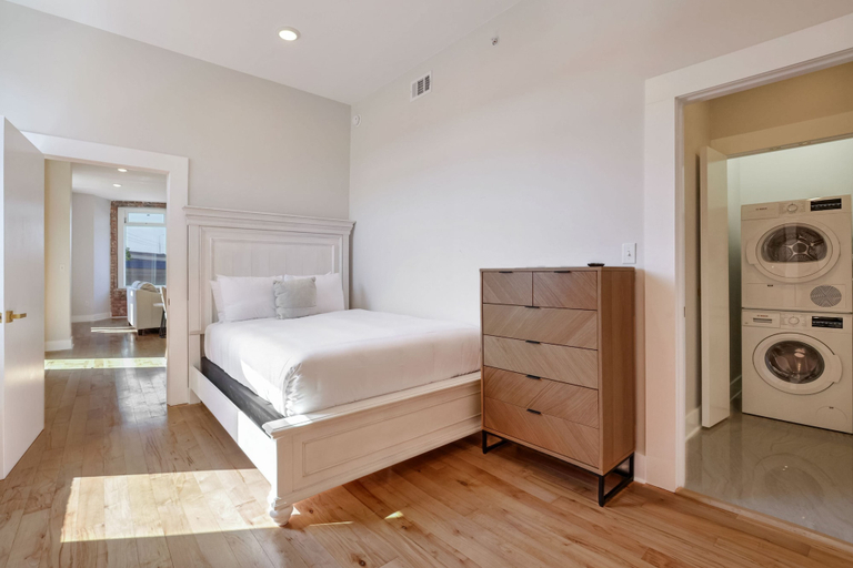 Bedroom 2, Roami at The Churchill, Orleans