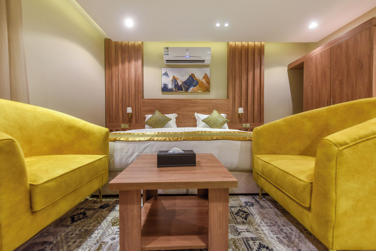 Others 5, Alhudu Apartments, Riyadh