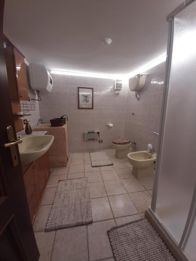 Bathroom 3, La Dolce Volta, Viterbo