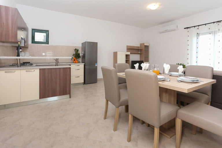 Others 5, Sunny Elegant Apartments in Trogir, Trogir