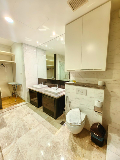 Bathroom 2, Platinum KLCC BY ARMANI, Kuala Lumpur