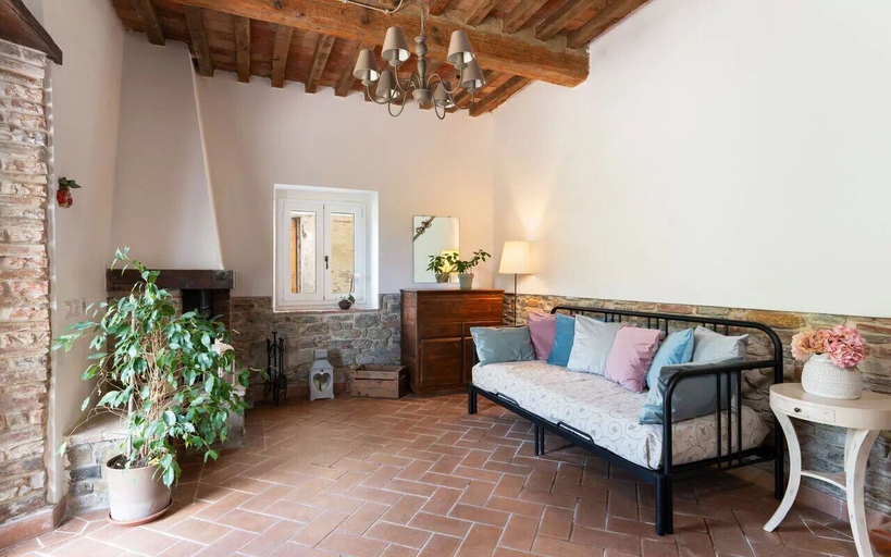 Others 5, La Casa Del Tiglio, Florence
