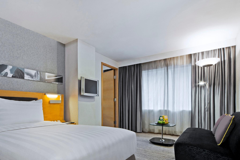 Bedroom 8