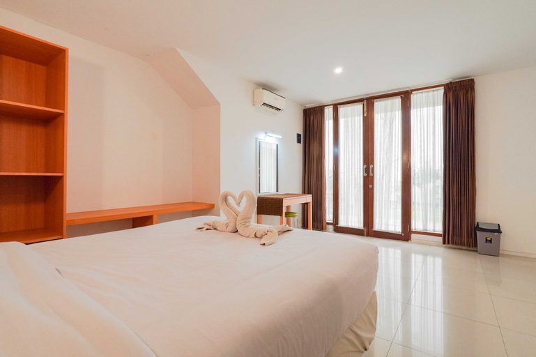 Bedroom 13