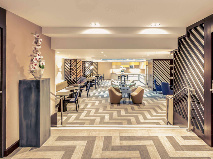 Mercure Paris Arc de Triomphe Étoile Hotel, Paris