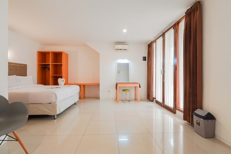 Bedroom 12