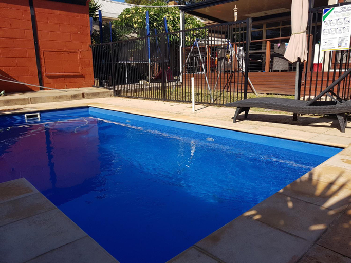 Sport & Beauty, Spacious self contained unit - short walk to Grange Jetty, Adelaide