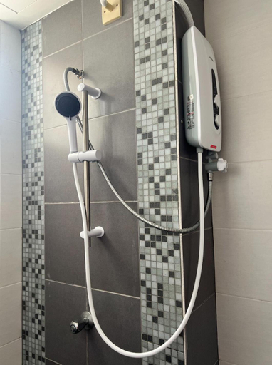 Bathroom, KBCC Service Apartment Homestay, Kota Bharu