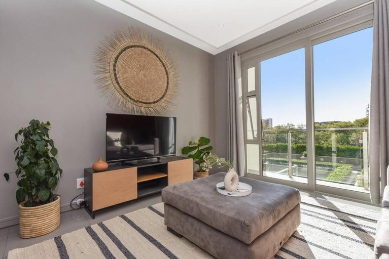 Others 5, Tyrwhitt Stylish Apartment Rosebank, City of Johannesburg