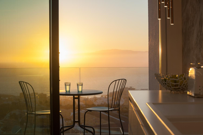 Others 3, Villa E with priv, heated pool, ocean view THE VIEW TENERIFE, Santa Cruz de Tenerife