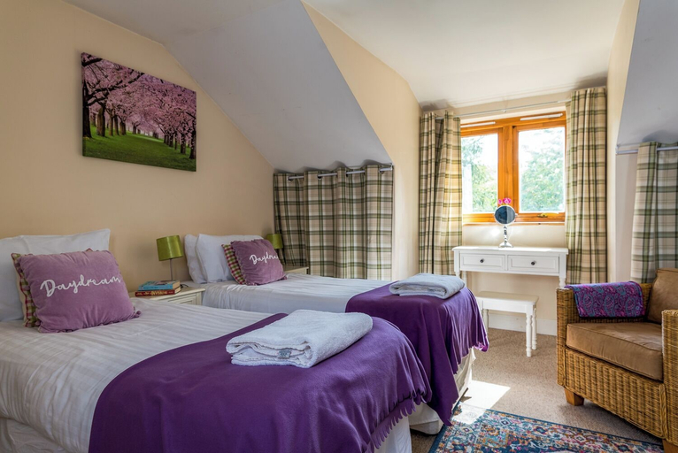 Bedroom 3, Gulabin Lodge and House, Perthshire and Kinross