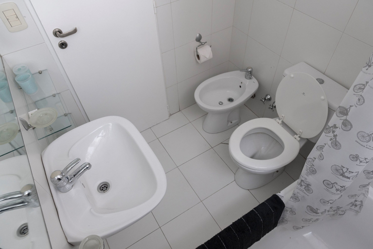 Bathroom 2, LMC 509, Distrito Federal