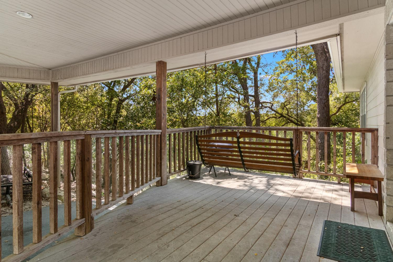 Others 5, Guadalupe River Retreat, Kendall