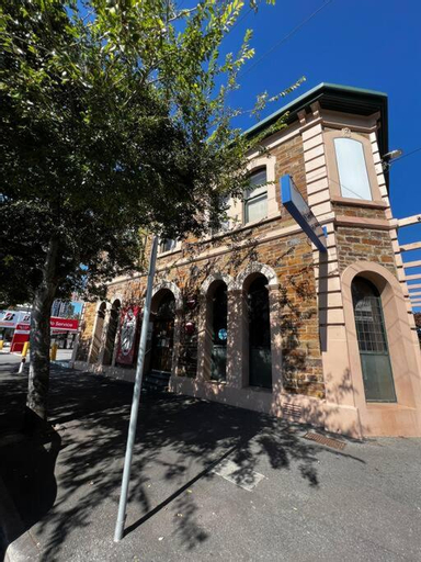 ensuite  studio city apt 438, Adelaide