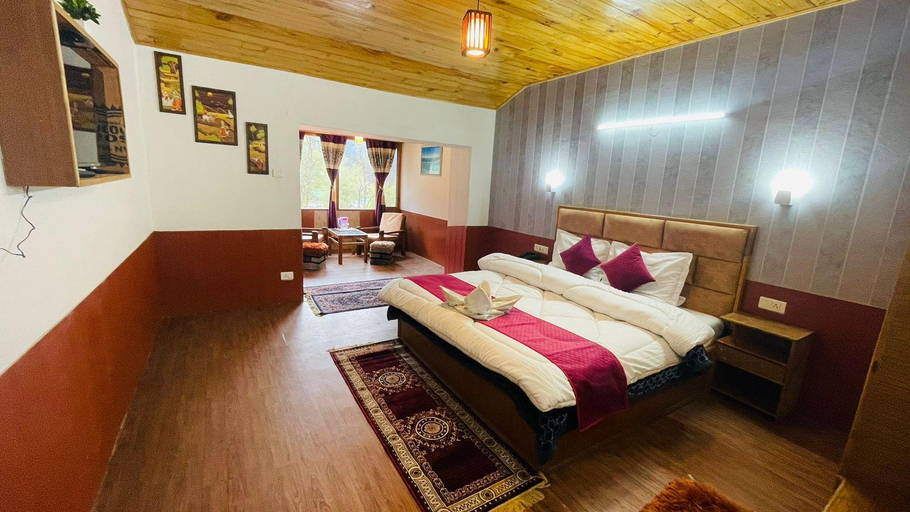 Others 3, Hotel Hilltop, Kullu