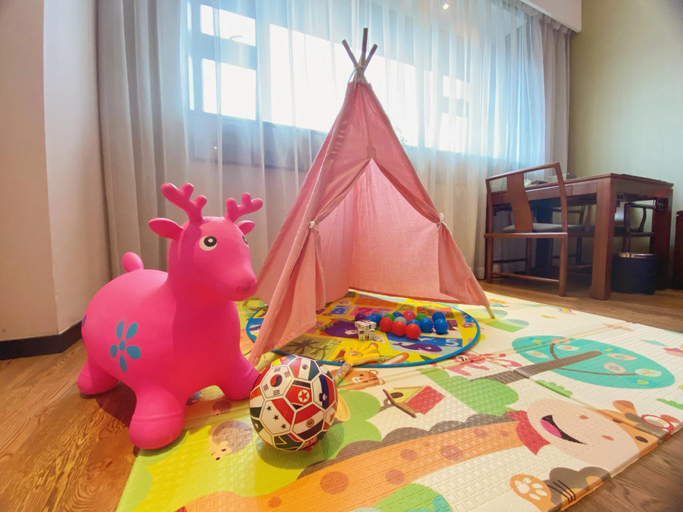 Kids playground 8