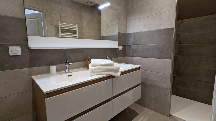Bathroom 1