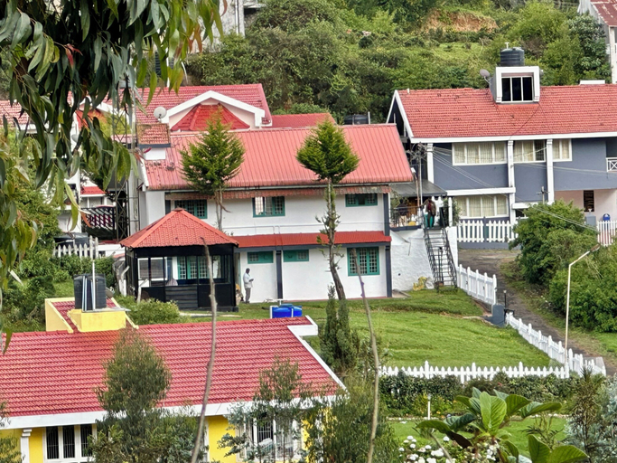Exterior & Views 2, Hoopoe House, The Nilgiris