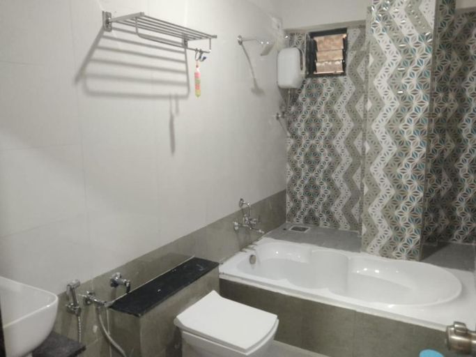 Bathroom 4, Hotel MD Residency, Anand